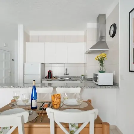 Oasis Floritas Apartamento *